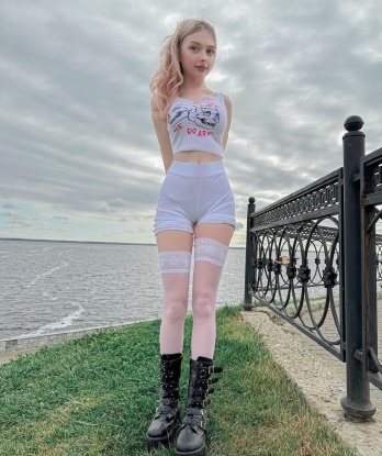 Анкета проститутки Каринка - город Хакуринохабль, 18 лет, №10255